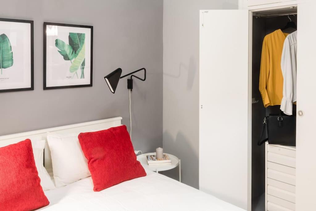 Mia Suite. Center Of Sewilla Zewnętrze zdjęcie